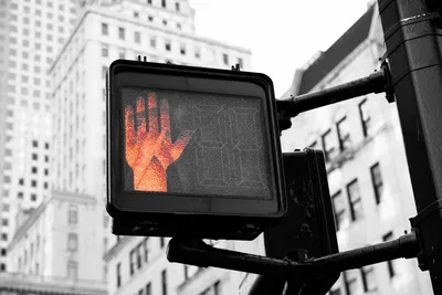 Stop hand signal on pedestrian traffic light